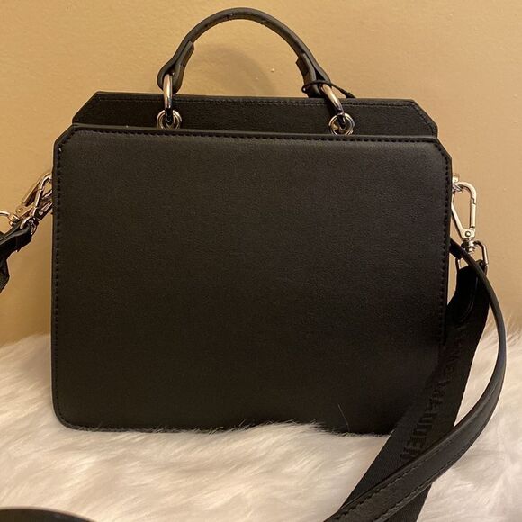 NWT Steve Madden (Bevelyn) Crossbody Bag w/ Airpod Pouch - Black - Viral TikTok - Picture 9 of 14